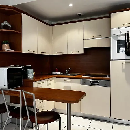 Apartment En Plein Coeur *